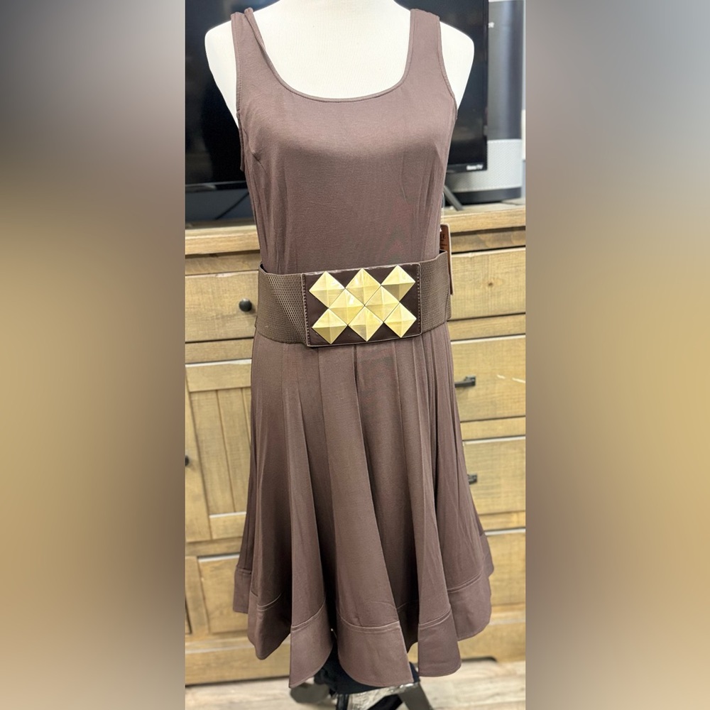 New by Shani Brown‎ Dress w/Belt w/Gold Accents with shape wear under! MSRP $290